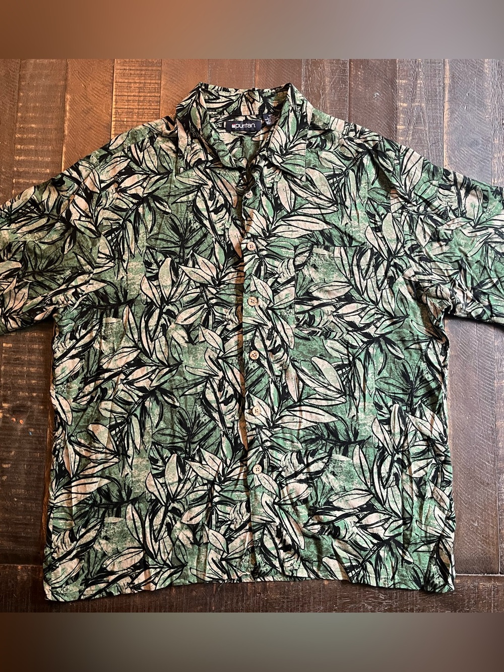 Puritan Green and Black Leaf-Print Tropical Button Fromt Shirt Lightweight Rayon
